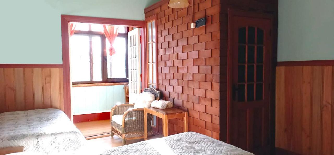 פורטו ואראס Hostal Casa Florencia מראה חיצוני תמונה